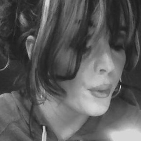 Meet your Posher, Brandy - Picture 1 of 1